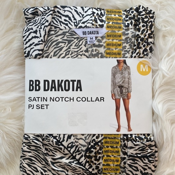 BB Dakota Satin Notch Collar PJ Set Size S, & XXL NWT SKU0048 & SKU 0138 - Picture 7 of 8